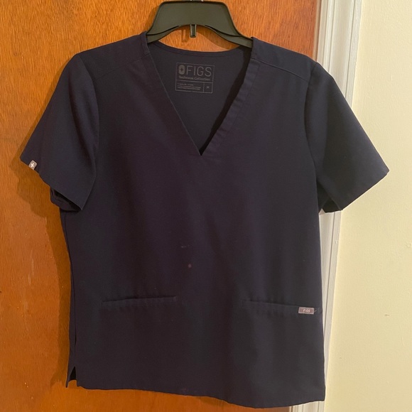 FIGS Scrub Top - Picture 1 of 3